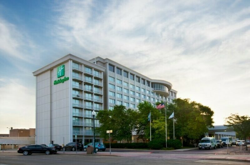Holiday Inn CC